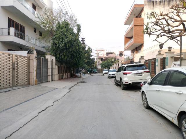 Residential Plot in Sector 15 for resale Faridabad. The reference number is 18698150