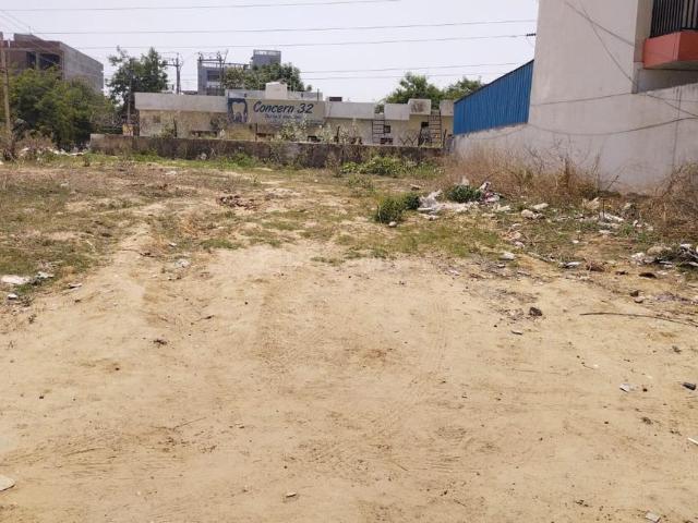 Residential Plot in Sector 15 for resale Gurgaon. The reference number is 13672975
