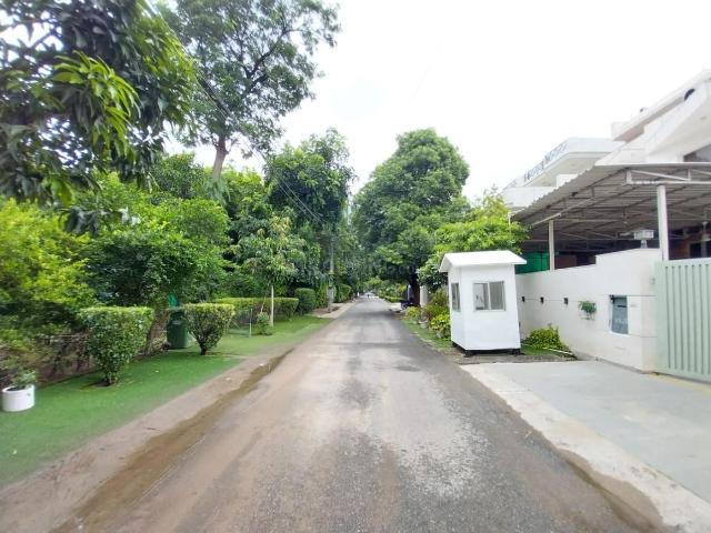 Residential Plot in Sector 15 Part 2 for resale Gurgaon. The reference number is 21188506