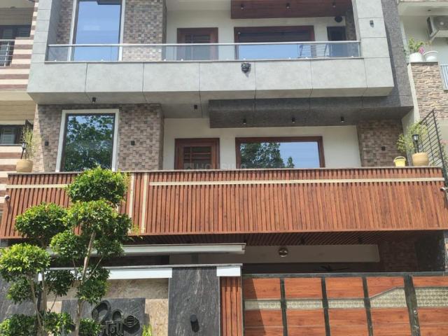 Residential Plot in Sector 20 for resale Noida. The reference number is 19431112