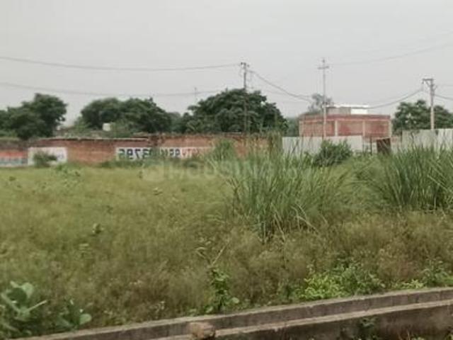 Residential Plot in Sector 20 for resale Noida. The reference number is 20912360