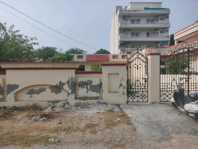 Residential Plot in Sector 21C for resale Faridabad. The reference number is 20093098