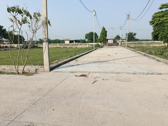 Residential Plot in Sector 27 for resale Greater Noida. The reference number is 15569359