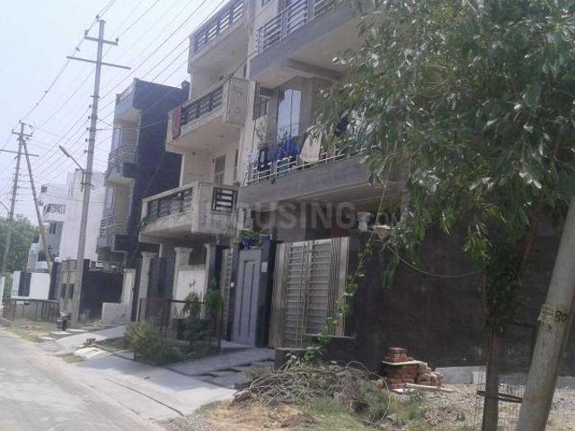 Residential Plot in Sector 25 YEIDA for resale Greater Noida. The reference number is 19559463