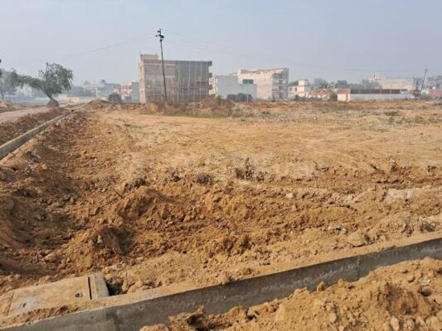 Residential Plot in Sector 25 YEIDA for resale Greater Noida. The reference number is 21014954