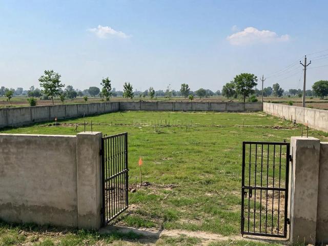 Residential Plot in Sector 25 YEIDA for resale Greater Noida. The reference number is 21334372