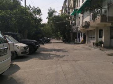 Residential Plot in Sector 25 Rohini for resale New Delhi. The reference number is 20398424