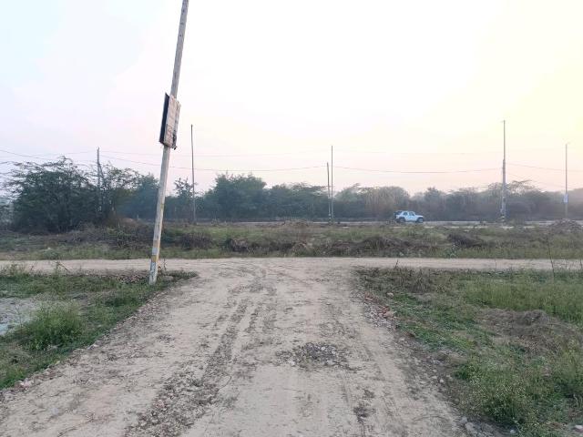 Residential Plot in Rohini Sector 28 for resale New Delhi. The reference number is 19267963