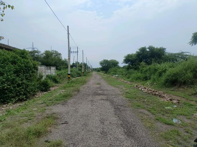 Residential Plot in Sector 29 Rohini for resale New Delhi. The reference number is 20483811