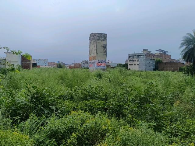 Residential Plot in Sector 30 Rohini for resale New Delhi. The reference number is 20481718