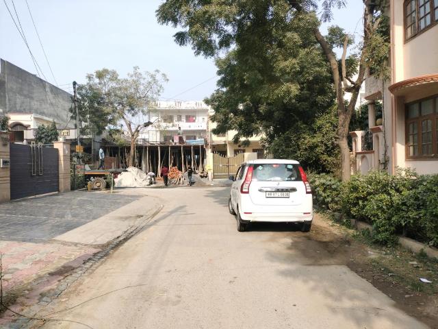 Residential Plot in Sector 31 for resale Faridabad. The reference number is 19056263