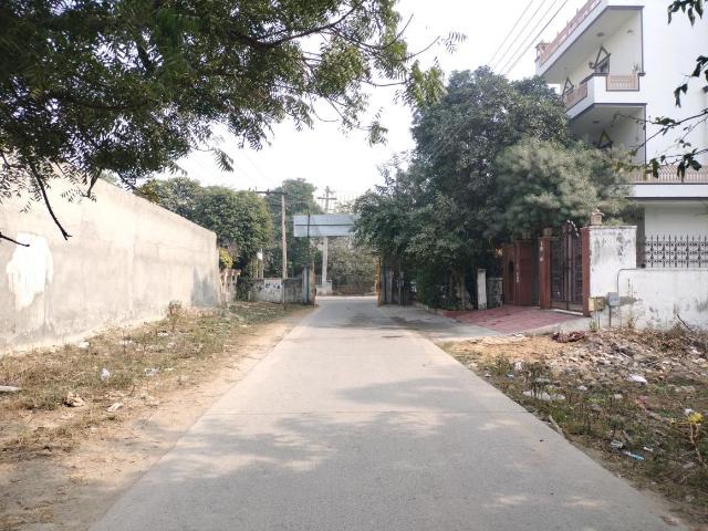 Residential Plot in Sector 31 for resale Faridabad. The reference number is 19056327