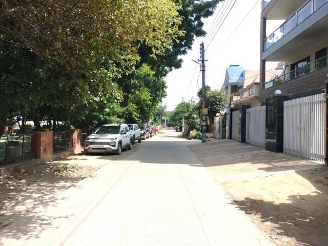 Residential Plot in Sector 31 for resale Faridabad. The reference number is 21230470
