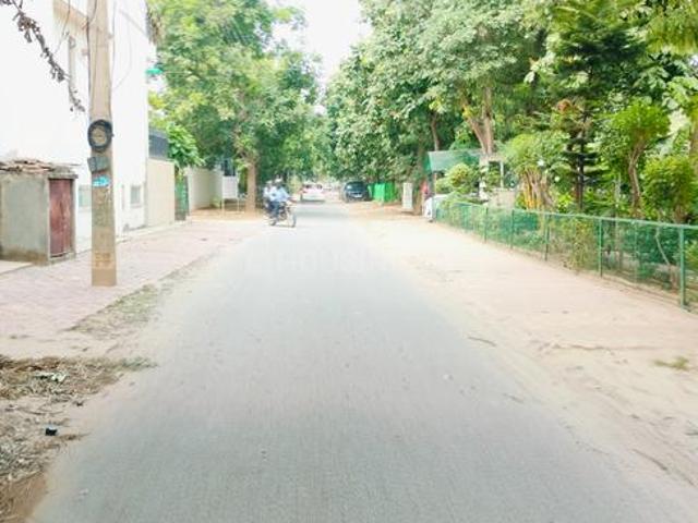 Residential Plot in Sector 31 for resale Gurgaon. The reference number is 21191333