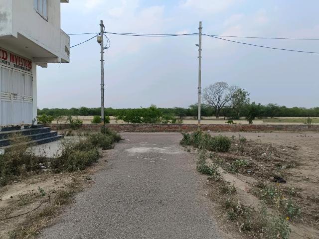 Residential Plot in Sector 32 Rohini for resale New Delhi. The reference number is 20355212