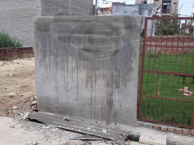 Residential Plot in Sector 38 Rohini for resale New Delhi. The reference number is 20752688