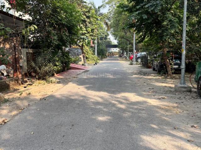 Residential Plot in Sector 39 for resale Noida. The reference number is 18652712