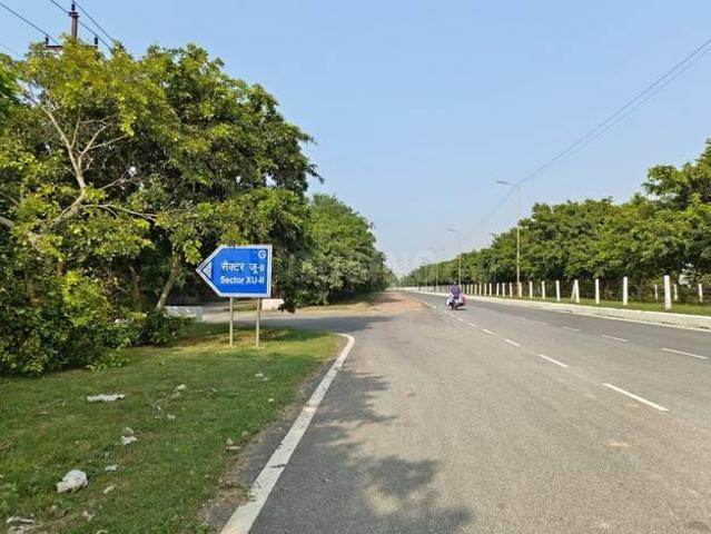 Residential Plot in Sector Xu 2 for resale Greater Noida. The reference number is 18061601