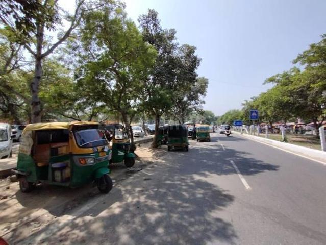 Residential Plot in Sector PI for resale Greater Noida. The reference number is 21333975