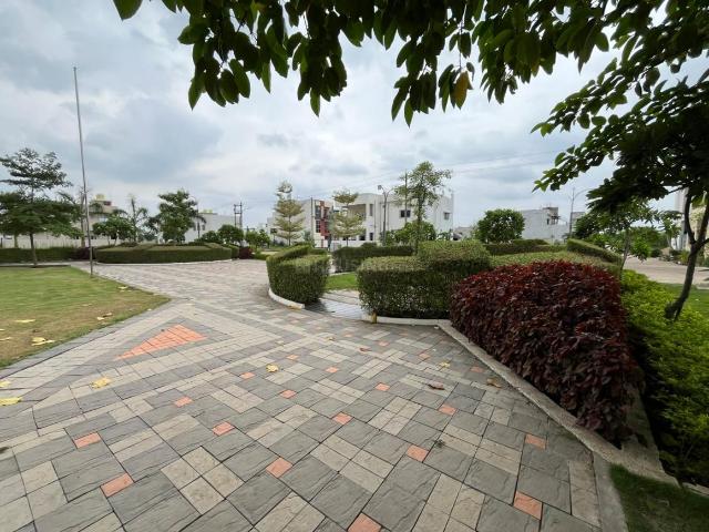 Residential Plot in Sejbahar for resale Raipur. The reference number is 21110483