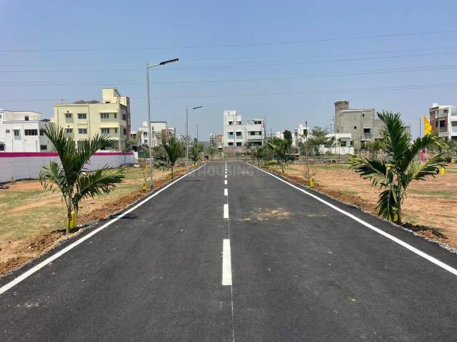 Residential Plot in Selaiyur for resale Chennai. The reference number is 20426421