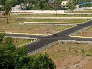 Residential Plot in Senganmal for resale Chennai. The reference number is 20553841