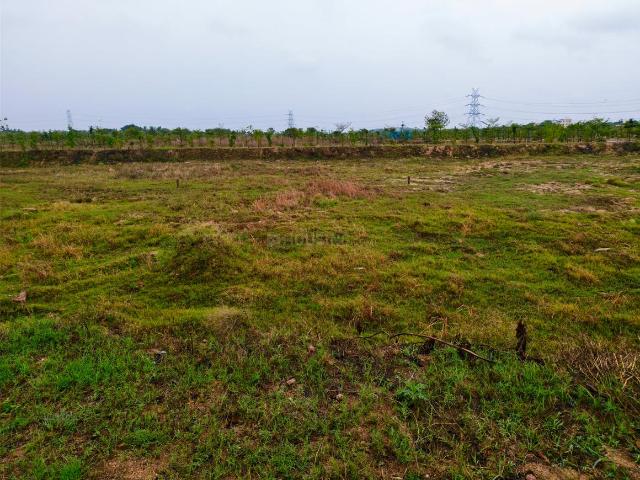 Residential Plot in Shamirpet for resale Hyderabad. The reference number is 20709202