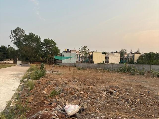 Residential Plot in Shankar Nagar for resale Raipur. The reference number is 19996160
