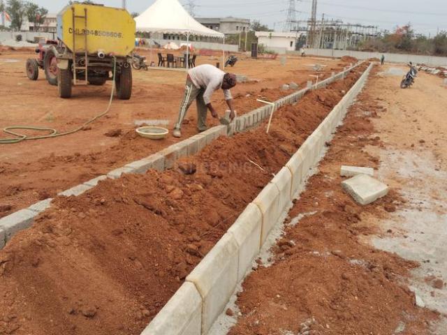 Residential Plot in Shadnagar for resale Ranga Reddy. The reference number is 21054057