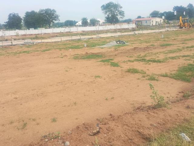 Residential Plot in Shadnagar for resale Ranga Reddy. The reference number is 21184259