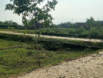 Residential Plot in Shalimar Garden for resale Ghaziabad. The reference number is 20444307