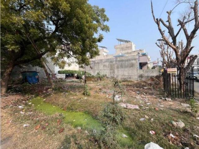Residential Plot in Sharda Nagar for resale Lucknow. The reference number is 19204061