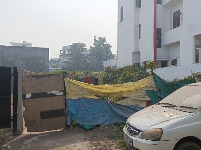 Residential Plot in Sharda Nagar for resale Lucknow. The reference number is 19303991