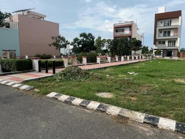 Residential Plot in Shastri Nagar for resale Ghaziabad. The reference number is 20901292