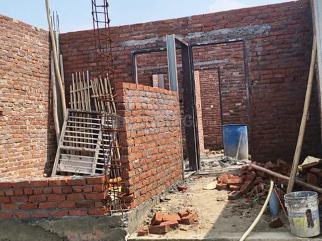Residential Plot in Sheorajpur for resale Greater Noida. The reference number is 20159355
