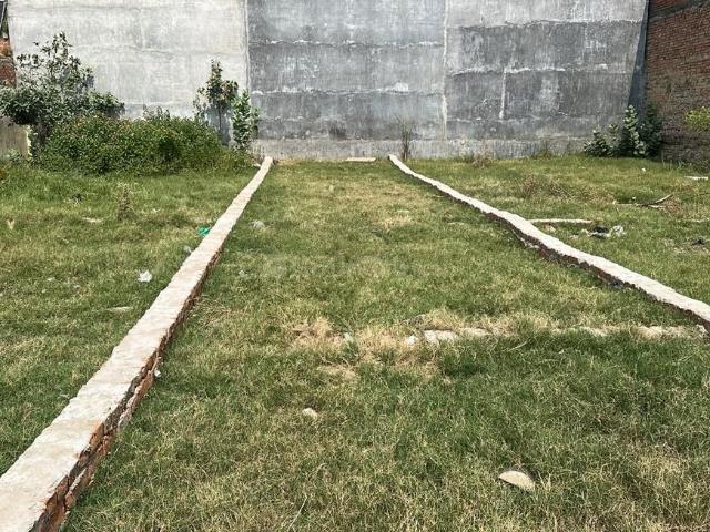 Residential Plot in Shivpur for resale Varanasi. The reference number is 20482968