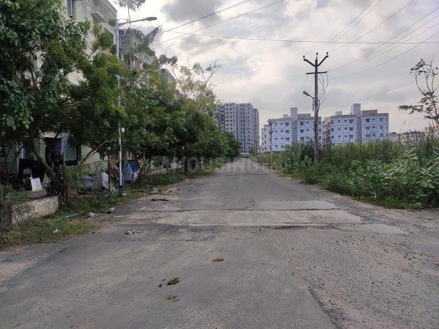 Residential Plot in Sholinganallur for resale Chennai. The reference number is 19807612