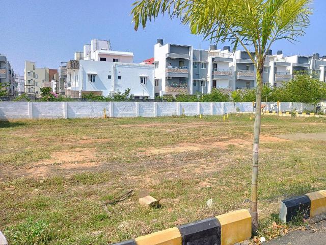 Residential Plot in Sholinganallur for resale Chennai. The reference number is 19825446