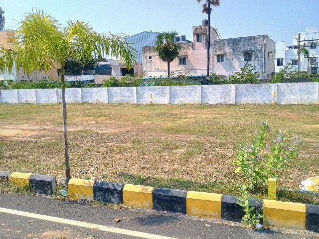 Residential Plot in Sholinganallur for resale Chennai. The reference number is 19825415