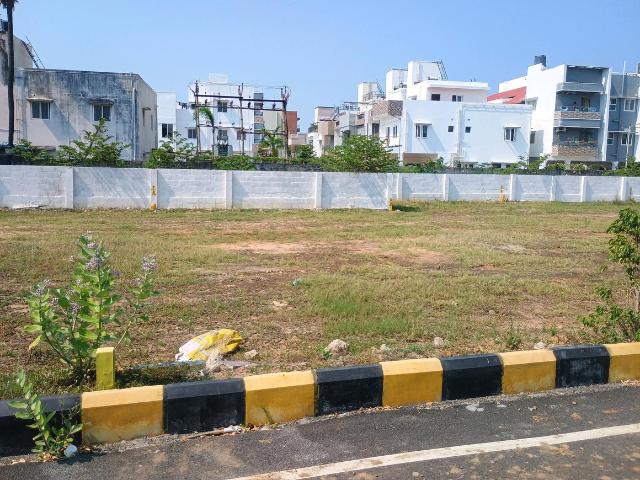 Residential Plot in Sholinganallur for resale Chennai. The reference number is 19825530