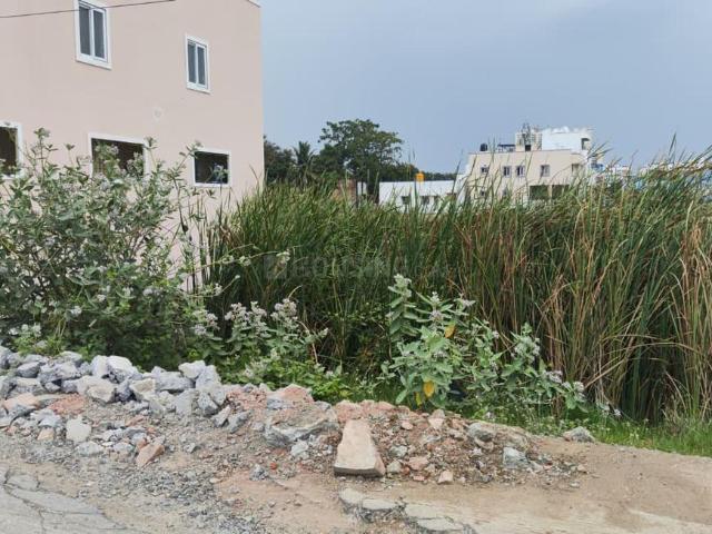 Residential Plot in Sholinganallur for resale Chennai. The reference number is 21030237