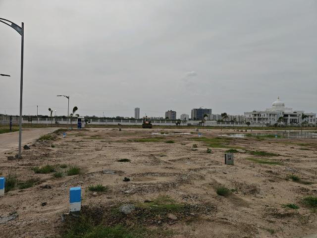 Residential Plot in Sholinganallur for resale Chennai. The reference number is 21162892