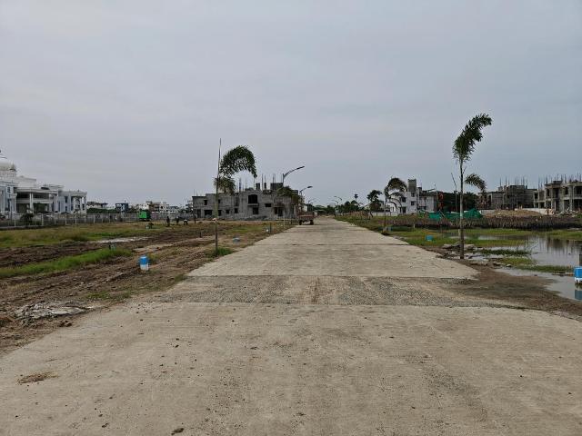 Residential Plot in Sholinganallur for resale Chennai. The reference number is 21162969