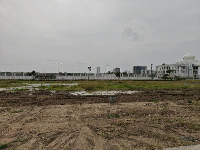 Residential Plot in Sholinganallur for resale Chennai. The reference number is 21163021