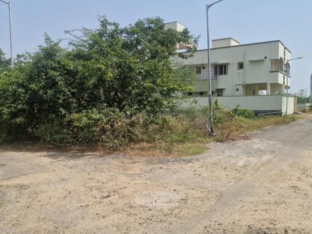 Residential Plot in Sholinganallur for resale Chennai. The reference number is 21165177