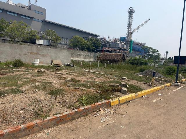 Residential Plot in Sholinganallur for resale Chennai. The reference number is 21221978