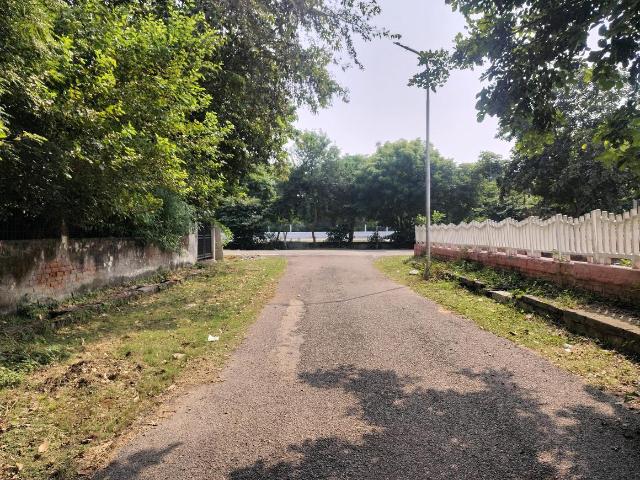 Residential Plot in Sigma III for resale Greater Noida. The reference number is 21255166