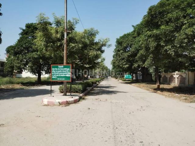 Residential Plot in Sigma 1 for resale Greater Noida. The reference number is 18061779