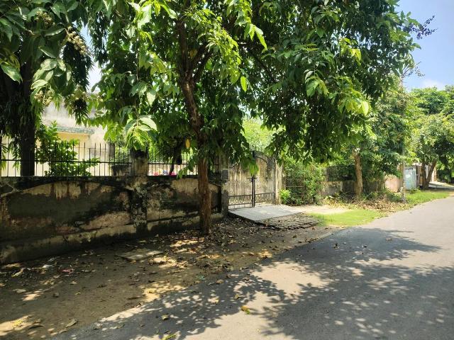 Residential Plot in Sigma 1 for resale Greater Noida. The reference number is 20875662