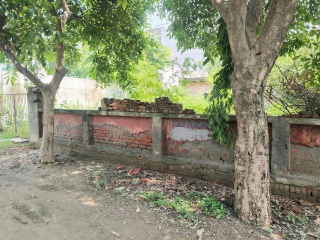 Residential Plot in Sigma 1 for resale Greater Noida. The reference number is 20897866